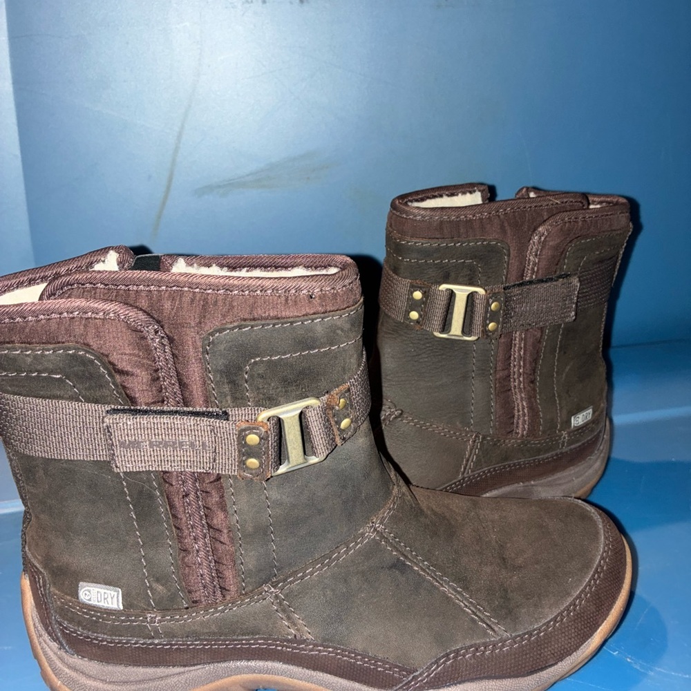 Merrell Brown and Cream Shearling Boots